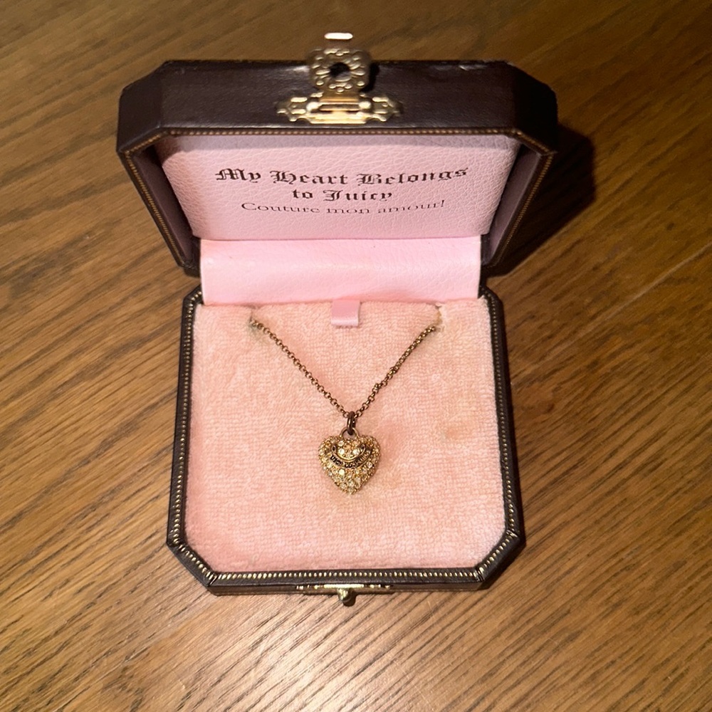 Juicy Couture necklace